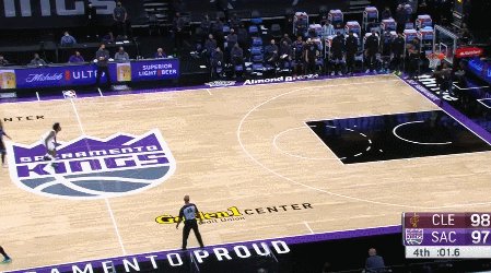 kaiyun-1.6秒极限操作！福克斯后场长传 巴恩斯一击必杀